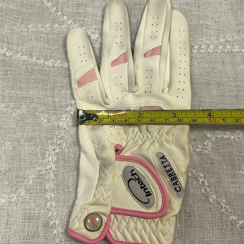Cabretta left leather golf glove